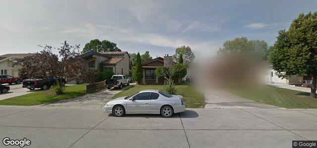 226 Charbonneau Crescent（加拿大曼尼托巴省溫尼伯市）房屋照片