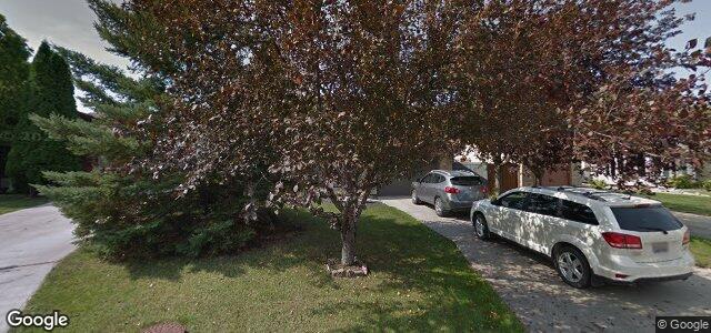 242 Charbonneau Crescent（加拿大曼尼托巴省溫尼伯市）房屋照片