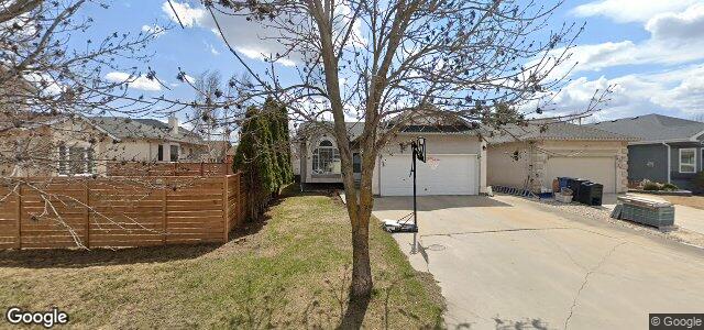 28 Langton Drive（加拿大曼尼托巴省溫尼伯市）房屋照片