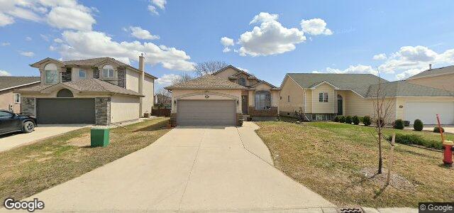 32 Camirant Crescent（加拿大曼尼托巴省溫尼伯市）房屋照片