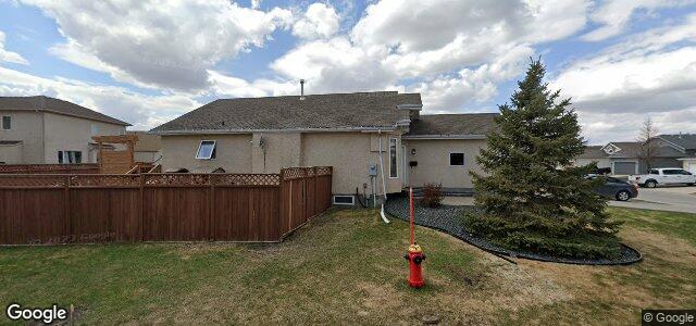 32 Pauline Boutal Crescent（加拿大曼尼托巴省溫尼伯市）房屋照片