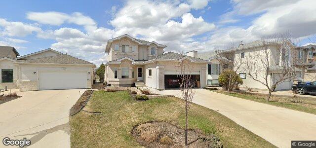 35 Camirant Crescent（加拿大曼尼托巴省溫尼伯市）房屋照片