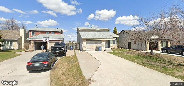 90 Charbonneau Crescent（加拿大曼尼托巴省溫尼伯市）房屋照片