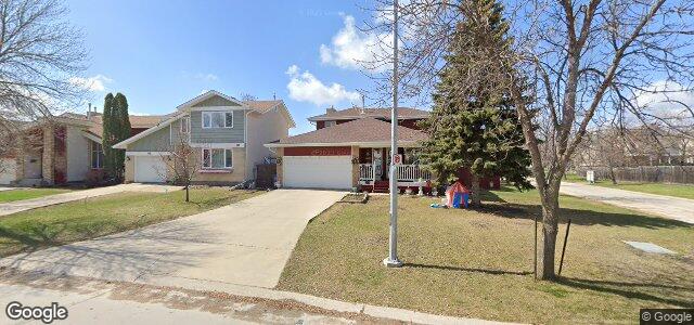 92 Peres Oblats Drive（加拿大曼尼托巴省溫尼伯市）房屋照片