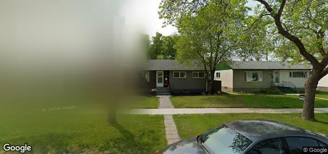 703 Renfrew Street（加拿大曼尼托巴省溫尼伯市）房屋照片