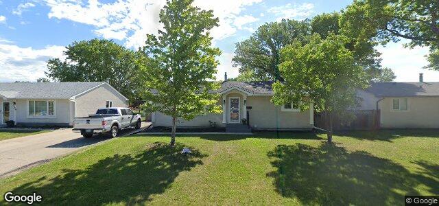 Larawan ng 125 Braintree Crescent sa Winnipeg, Manitoba