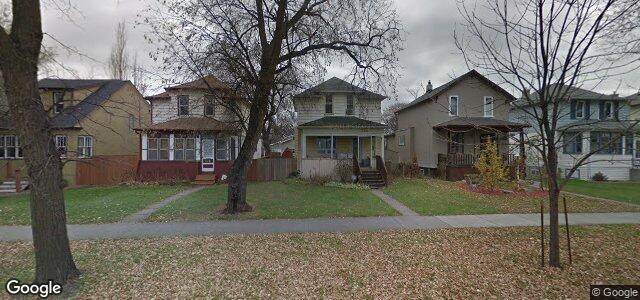 230 Burrin Avenue（加拿大曼尼托巴省溫尼伯市）房屋照片