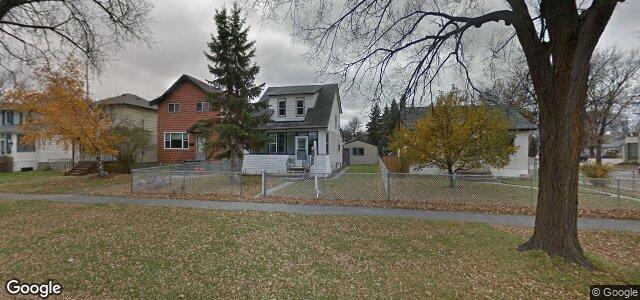 240 Burrin Avenue（加拿大曼尼托巴省溫尼伯市）房屋照片