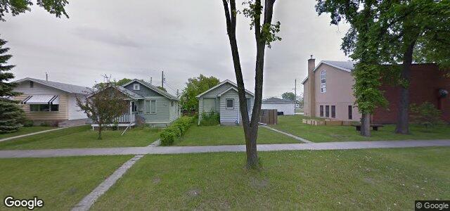 Photo of 267 Burrin Avenue in Winnipeg, Manitoba