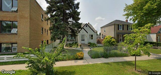 302 Enniskillen Avenue（加拿大曼尼托巴省溫尼伯市）房屋照片