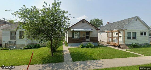 Larawan ng 330 Kilbride Avenue sa Winnipeg, Manitoba