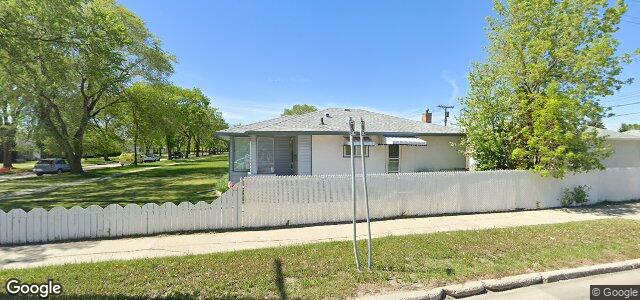 469 Burrin Avenue（加拿大曼尼托巴省溫尼伯市）房屋照片