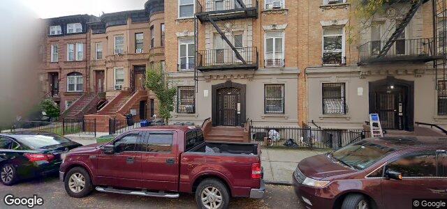 Photo of 522 Jefferson Avenue in Winnipeg, Manitoba