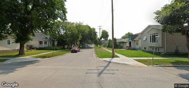 Larawan ng Semple Avenue sa Winnipeg, Manitoba