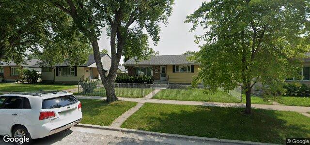 426 Whittier Avenue E（加拿大曼尼托巴省溫尼伯市）房屋照片