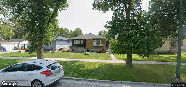 430 Whittier Avenue E（加拿大曼尼托巴省溫尼伯市）房屋照片