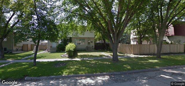 Photo of 504 Yale Avenue E in Winnipeg, Manitoba