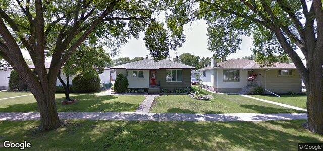 Photo of 552 Yale Avenue E in Winnipeg, Manitoba