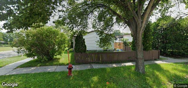 558 Victoria Avenue E（加拿大曼尼托巴省溫尼伯市）房屋照片