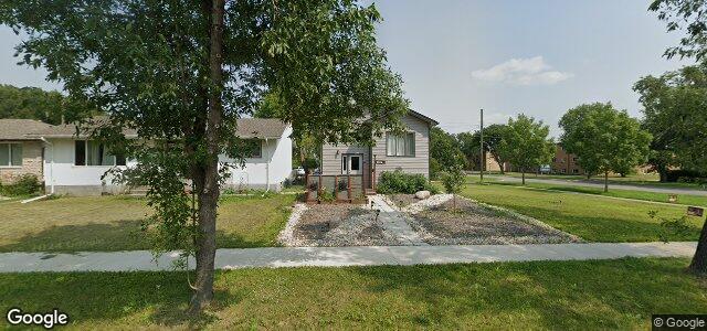 1002 Day Street（加拿大曼尼托巴省溫尼伯市）房屋照片