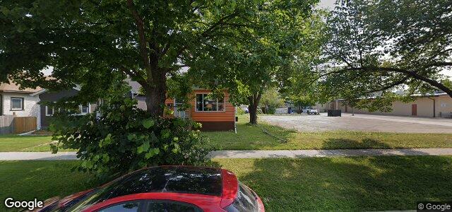 110 Mcmeans Avenue E（加拿大曼尼托巴省溫尼伯市）房屋照片