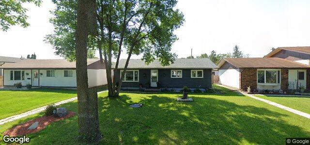 110 Whitehall Boulevard（加拿大曼尼托巴省溫尼伯市）房屋照片