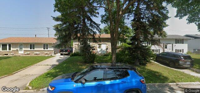 Photo of 114 Paulley Drive in Winnipeg, Manitoba