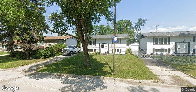 Photo of 118 Paulley Drive in Winnipeg, Manitoba