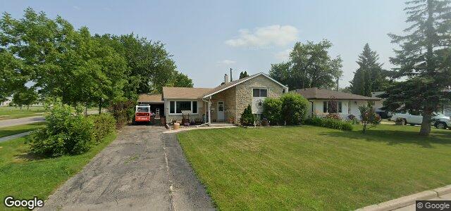 135 Laurentia Bay（加拿大曼尼托巴省溫尼伯市）房屋照片