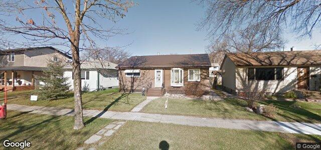 139 Newman Avenue E（加拿大曼尼托巴省溫尼伯市）房屋照片