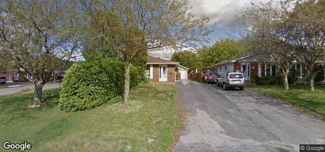 15 Colonial Court（加拿大曼尼托巴省溫尼伯市）房屋照片