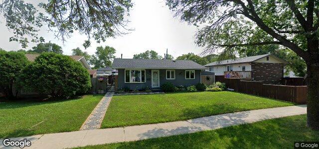 Photo of 302 Larche Crescent in Winnipeg, Manitoba
