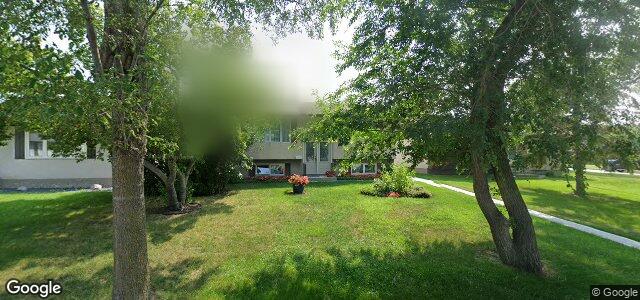 304 Thom Avenue E（加拿大曼尼托巴省溫尼伯市）房屋照片