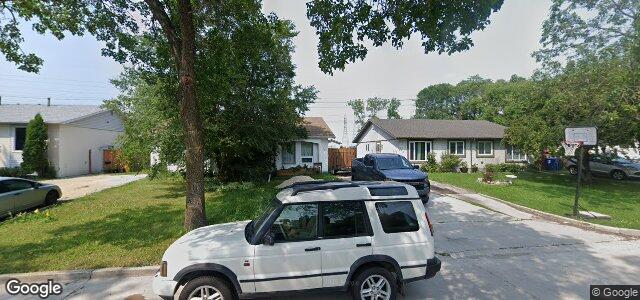 313 Larche Crescent（加拿大曼尼托巴省温尼伯市）房屋照片