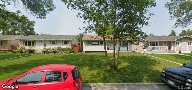 321 Thom Avenue E（加拿大曼尼托巴省溫尼伯市）房屋照片