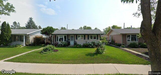 328 Larche Crescent（加拿大曼尼托巴省溫尼伯市）房屋照片