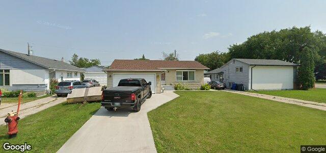 4 Blue Heron Crescent（加拿大曼尼托巴省溫尼伯市）房屋照片