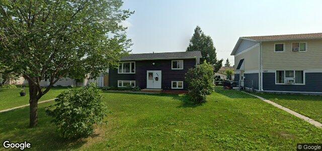 Photo of 466 Dowling Avenue E in Winnipeg, Manitoba