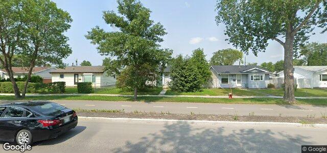 621 Pandora Avenue E（加拿大曼尼托巴省溫尼伯市）房屋照片