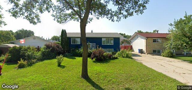 74 Whitehall Boulevard（加拿大曼尼托巴省溫尼伯市）房屋照片