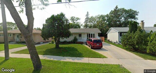 792 Wayoata Street（加拿大曼尼托巴省溫尼伯市）房屋照片