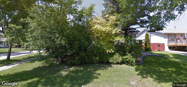 864 Wayoata Street（加拿大曼尼托巴省溫尼伯市）房屋照片