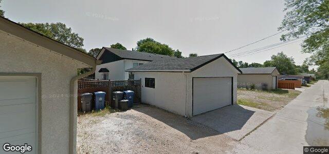 Photo of 896 Wayoata Street in Winnipeg, Manitoba