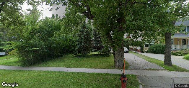 128 Helmsdale Avenue（加拿大曼尼托巴省溫尼伯市）房屋照片