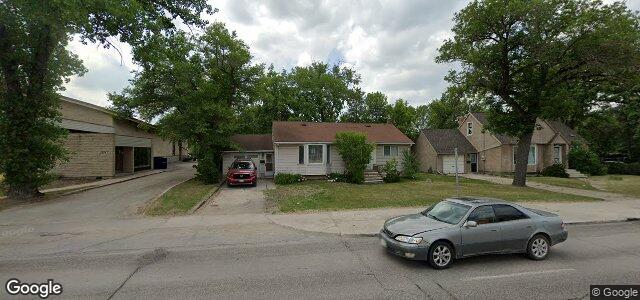 1330 Henderson Highway（加拿大曼尼托巴省溫尼伯市）房屋照片