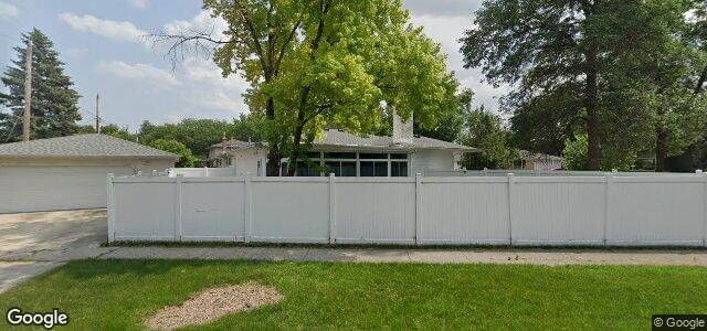 207 Larchdale Crescent（加拿大曼尼托巴省溫尼伯市）房屋照片