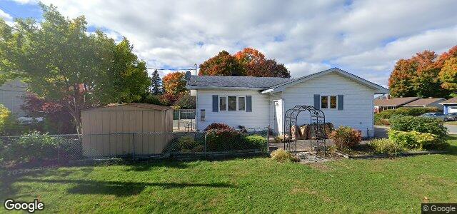 30 Oakview Avenue（加拿大曼尼托巴省溫尼伯市）房屋照片