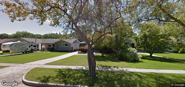 Larawan ng 68 Rossmere Crescent sa Winnipeg, Manitoba