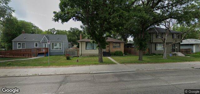 880 Henderson Highway（加拿大曼尼托巴省溫尼伯市）房屋照片