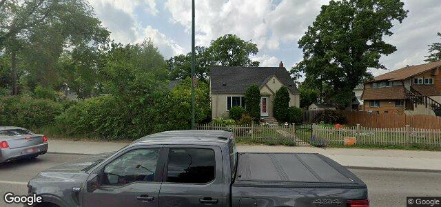 924 Henderson Highway（加拿大曼尼托巴省溫尼伯市）房屋照片